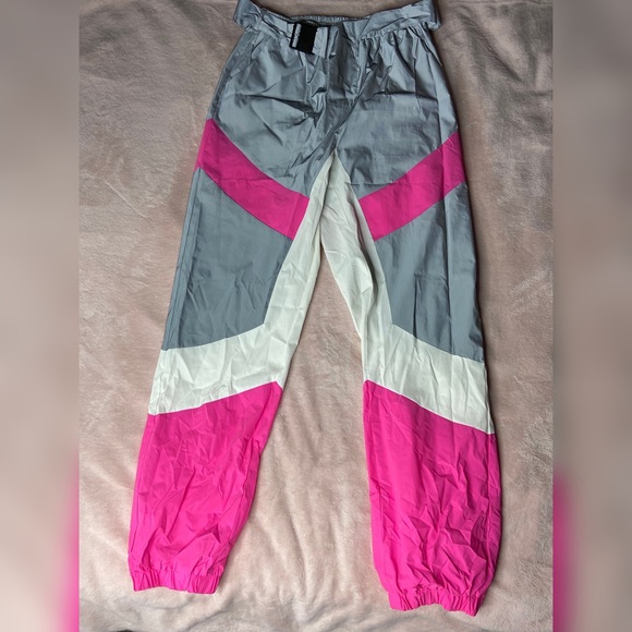 Pants - Picture 16 of 16